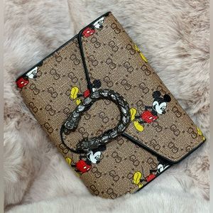 Gucci women wallet